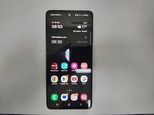 Б/в Мобільний телефон Samsung galaxy a52 4/128gb 01-200973886