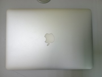 Б/в Ноутбук Apple macbook air a1466 13,3" core i5 1.8ghz/ram 4gb/ssd 256gb/intel hd graphics 4000 01-201007920