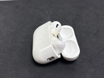 Б/в Навушники Apple airpods pro 2nd generation magsafe 01-201019136