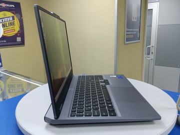 Б/в Ноутбук Lenovo 15/core i5-12450hx ddr5/16gb ddr5/hdd *відсутній/ssd 512 gb/arc a530m 4gb 01-201033917