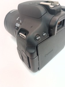 Б/в Фотоапарат Canon eos 700d + ef-s 18-55mm 1:3.5-5.6 is stm 01-200993374