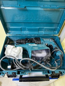 Б/в Перфоратор Makita hr2652 з системою пиловидалення 01-201041190