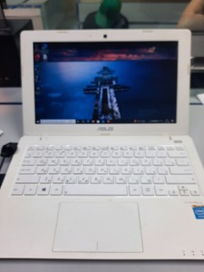Б/в Ноутбук Asus 11/celeron 1007u ddr3/2gb ddr3/hdd 250 gb/*інтегрована 01-201042028