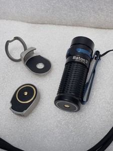 Б/в Ліхтар Olight baton 4 01-201053529
