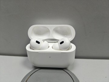 Б/у Навушники Apple airpods pro 2nd generation 01-201053636