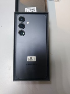 Б/в Мобільний телефон Samsung galaxy s25 12/256gb 01-201074493