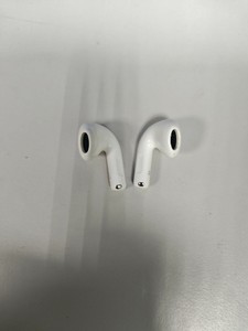 Б/в Навушники Apple airpods 4 01-201068680