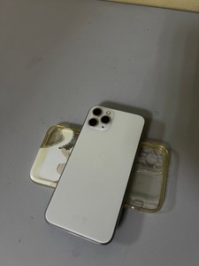 Б/в Мобільний телефон Apple iphone 11 pro 256gb 01-201117131