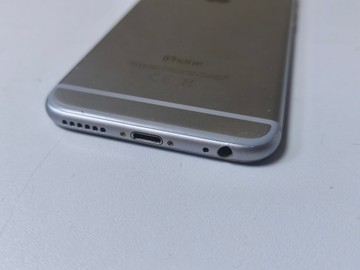 Б/в Мобільний телефон Apple iphone 6 32gb 01-201128830
