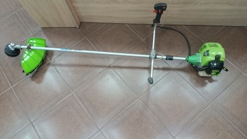 Б/у Газонокосилка бензиновая Foresta fc-53fs 01-200997360