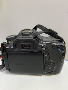 01-200377762: Canon eos 70d body