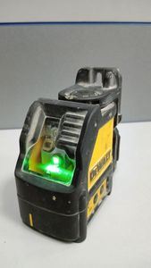 01-200502037: Dewalt dw088cg