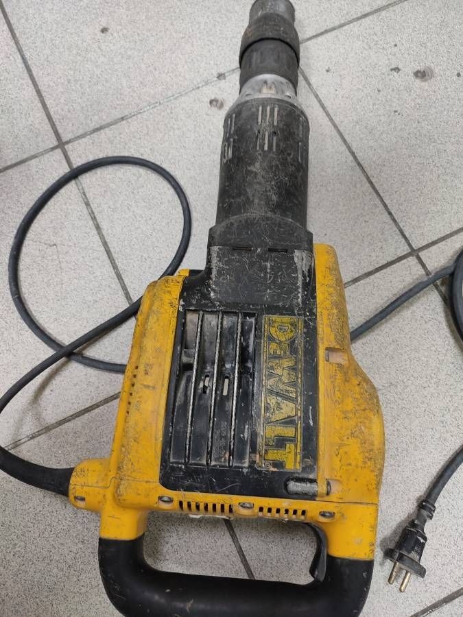 Dewalt d25899k