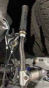 01-200609083: Jamis trail x2