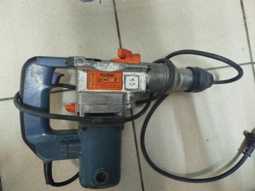 01-200748419: Sturm rh2590