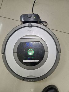 01-200759893: Irobot roomba 772e