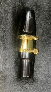 01-200609113: Roy Benson баритон-саксофон bs-302