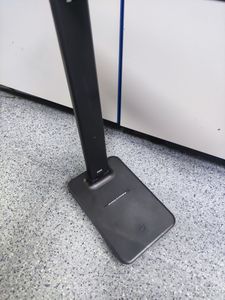 01-200784796: Лампа З Бездротовою Зарядкою mt-860