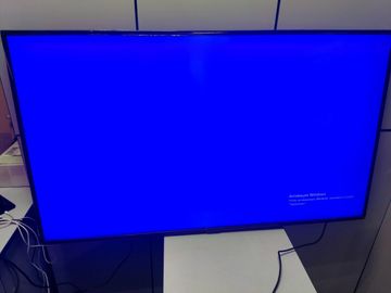 Б/у Телевизор Samsung ue50ru7172 01-200809388