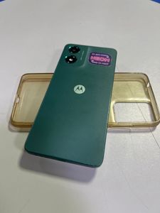 Б/в Мобільний телефон Motorola g04 4/64gb 01-200815426