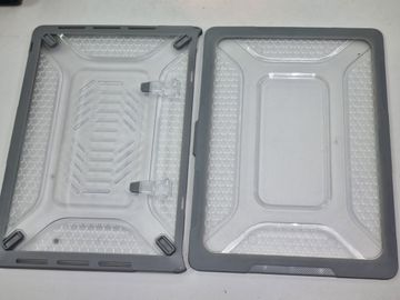 Б/у Ноутбук Apple a2338 macbook pro 13,3" m1 8-gpu/ ram8gb/ ssd256gb/ retina, truetone, touch bar 01-200833210