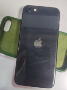 Б/в Мобільний телефон Apple iphone se 2020 64gb 01-200841620