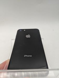 Б/в Мобільний телефон Apple iphone 8 64gb 01-200819186