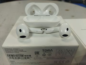 Б/в Навушники Apple airpods 4 01-200846117
