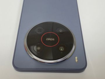 Б/в Мобільний телефон Zte nubia v70 max 6/128gb 01-200849073