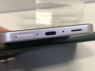 Б/в Мобільний телефон Samsung galaxy a36 5g 8/256gb 01-200855394