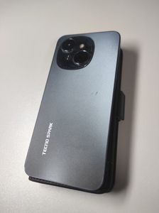 Б/в Мобільний телефон Tecno spark go 1 kl4 3/64gb 01-200860973