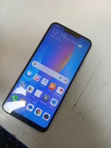 Б/в Мобільний телефон Huawei p smart plus ine-lx1 4/64gb 01-200864748