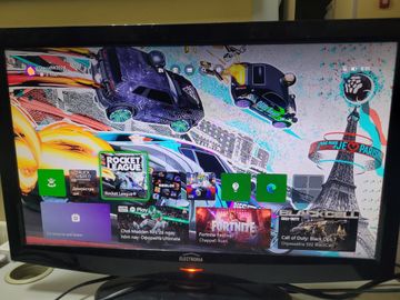 Б/у Игровая приставка Microsoft xbox series x 1tb 01-200874873