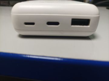 Б/в Зарядний пристрій Intenso xs10000 01-200880439