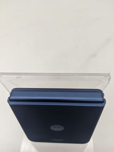 Б/в Мобільний телефон Motorola razr 60 8/256gb 01-200817175