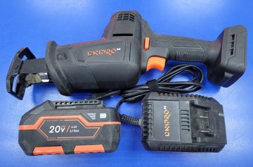 Б/у Сабельная пила Dnipro-M drs-201bc compact 1акб 4ah зп 01-200873197