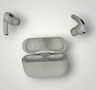 Б/в Навушники Apple airpods pro 2nd generation with magsafe charging case usb-c 01-200830788