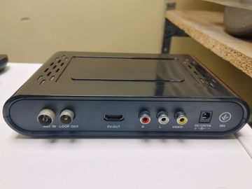 Б/у Цифровой эфирный ресивер Trimax tr-2012hd 01-200896648