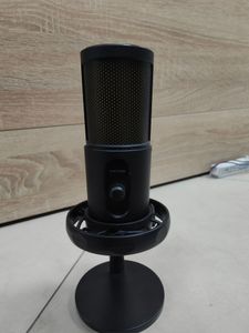 Б/в Мікрофон Hator signify rgb 01-200897094