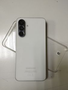 Б/в Мобільний телефон Samsung galaxy a56 5g 8/128gb 01-200904340