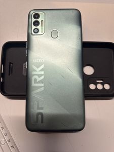 Б/в Мобільний телефон Tecno spark 7 kf6n 4/128gb 01-200904686