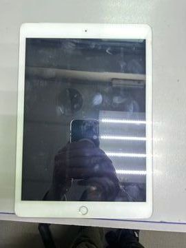 Б/в Планшет Apple ipad 8 wifi 32gb 4g 01-200919740