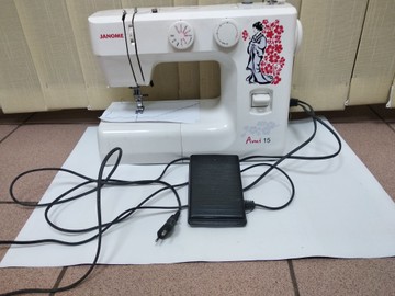 Б/в Швейна машина Janome ami 15 01-200930743