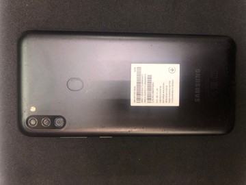 Б/у Мобільний телефон Samsung galaxy m11 2020 m115f 3/32gb 01-200937943