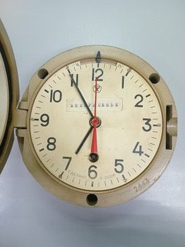 Б/в Годинник Без Ввиробника корабельные часы 01-200946709