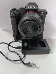 Б/в Фотоапарат Sony a7|| / sel50f18 50 mm f/1.8 / battery grip 01-200963757