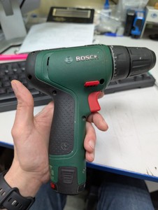 Б/в Шурупокрут Bosch easydrill 1200 01-200974747