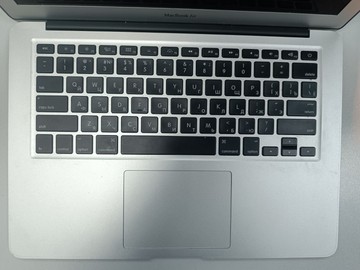Б/в Ноутбук Apple a1466 macbook air 13.3"/core i5 1,8ghz/ram4gb/ssd500gb/intel hd4000 01-200968454