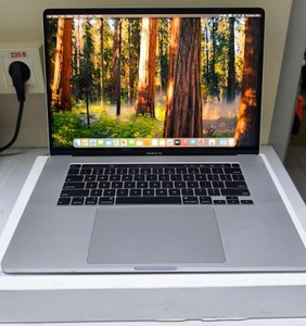 Б/в Ноутбук Apple macbook pro 16" 2019 a2141 core i7 2,6ghz/ram16gb/ssd512gb/amd radeon pro 5300m 4gb 01-201007624