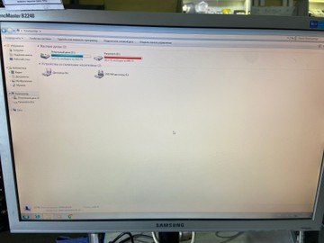 Б/в Монітор Samsung b2240w 01-201019094